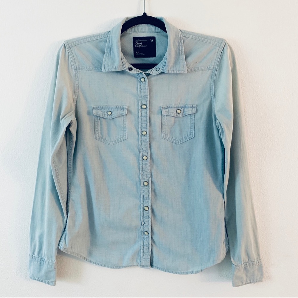 American Eagle Denim Button Up Shirt (A87)